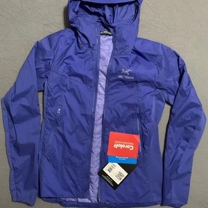 NWT Arc’teryx Atom SL Hoody Small S Blue lolite